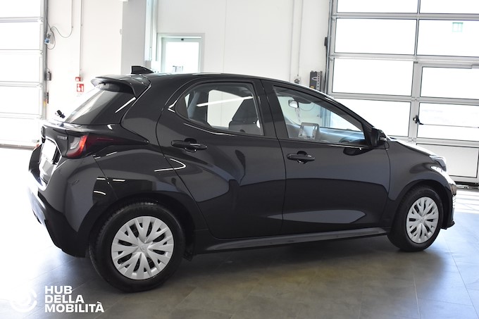 TOYOTA Yaris 1.5 Hybrid 5 porte Active